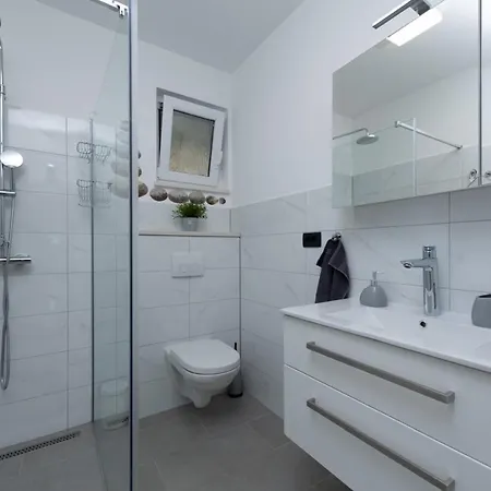 In With Sea View, Terrace, Air Conditioning, Wifi 3423-6 Apartment *