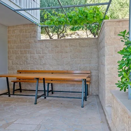 Apartment In With Sea View, Terrace, Air Conditioning, Wifi 3423-6 *